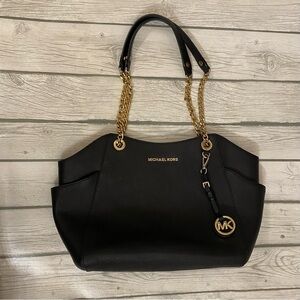 Michael Kors Black Shoulder tote Gold chain on straps